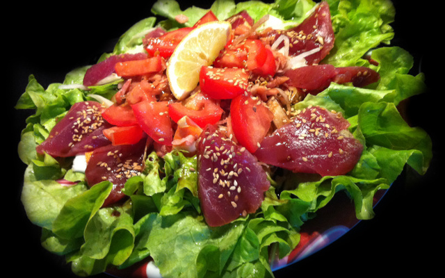 Tuna "Bikini Ready" Sahimi Salad !