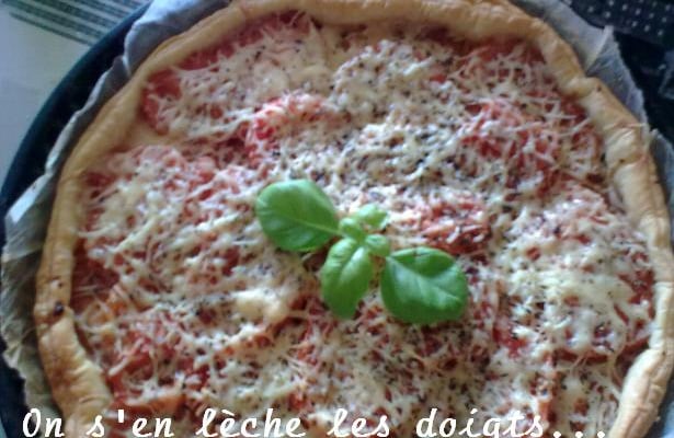 Tarte à la tomate et à l'emmental