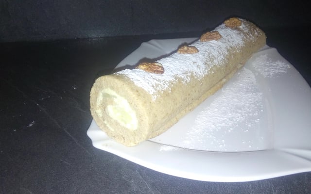 Bûche aux noix et aux poires