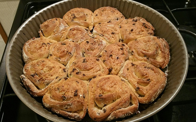 Brioche extra moelleuse au lait de coco et aux pépites