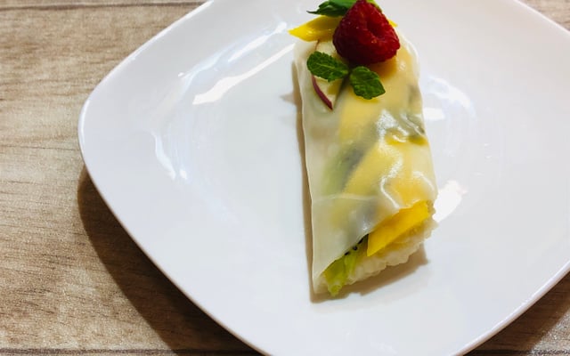 Rouleau de printemps de fruits