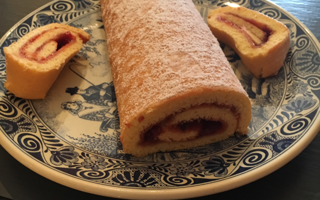 Gâteau roulé à la confiture