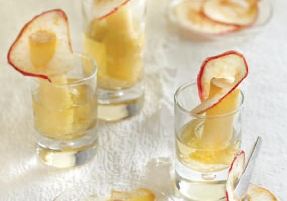 Cantal Jeune à la gelée de cidre et chips de pommes