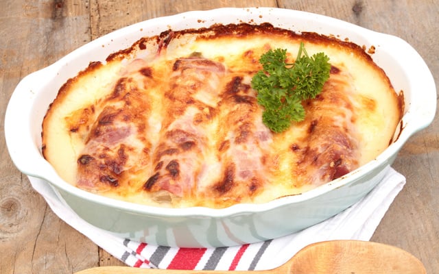 Endives au jambon au fromage râpé Sublime Filante Giovanni Ferrari