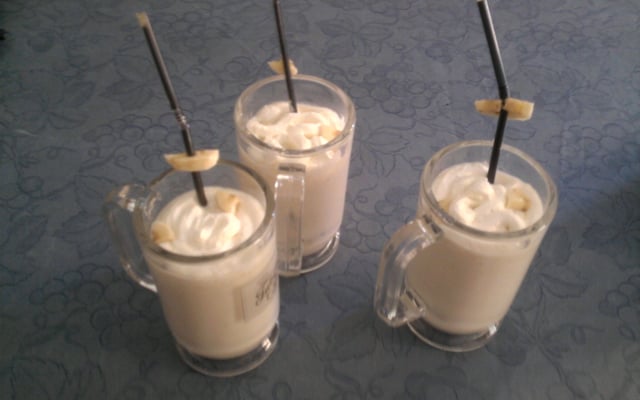 Milkshake à la banane, léger et nourrissant