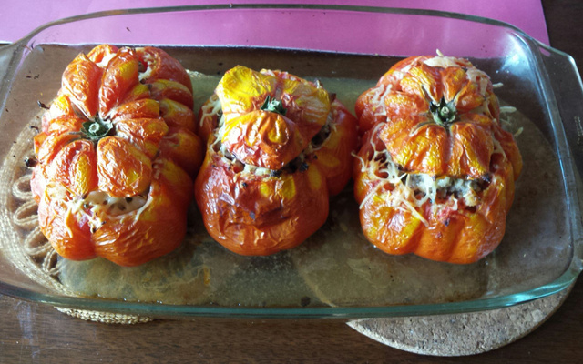 Tomates farcies au four