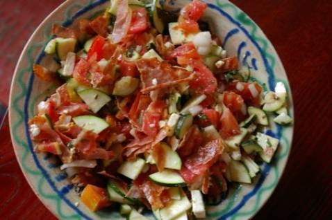 Salade d'été croustillante et fondante