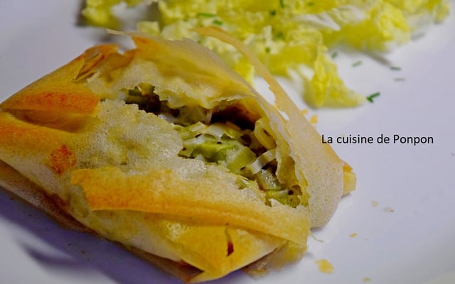 Brick de poireaux sur lit de rillettes de poulet