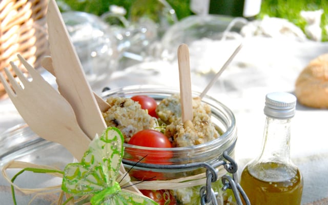 Sucettes roquefort cranberries, salade et vinaigrette roquefort