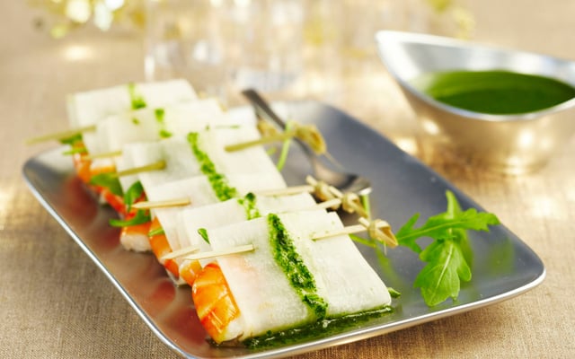 Ballotins de crevettes et roquette, pesto de menthe à l'Arôme