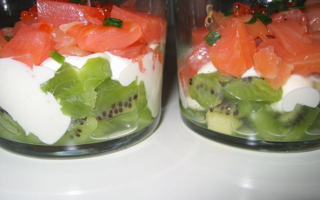 Verrine de kiwi et saumon fumé