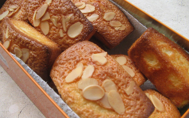 Cake tout doux au citron et amandes