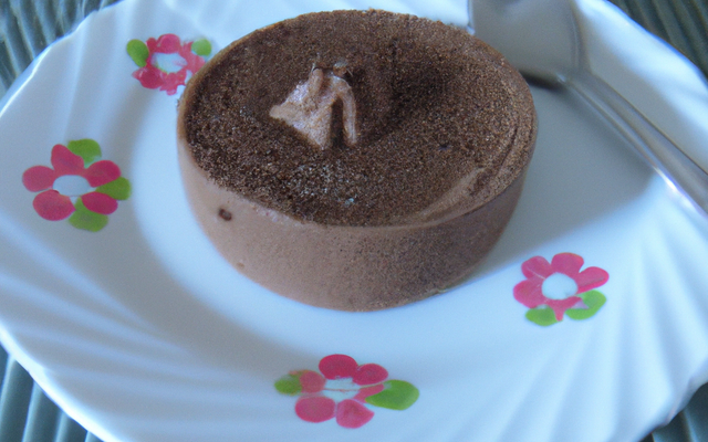 Mousse au chocolat : juste 1 plaque et de la crème 