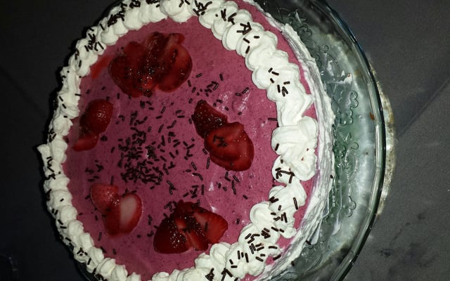 Gâteau à la mousse de fruits rouges