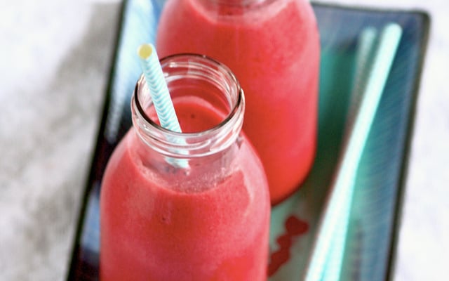 Smoothie fruits rouges et coco