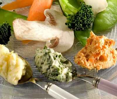 Panaché de légumes vapeur aux trois beurres composés
