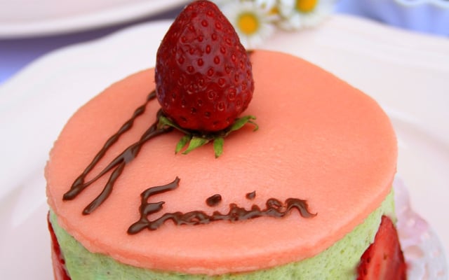 Fraisier revisité au chocolat et pistache