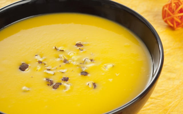 Velouté de potiron aux noisettes