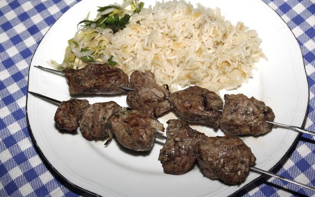 Brochettes de marinade d'agneau à l'orientale
