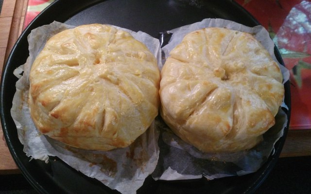 Feuilleté au Camembert, lardons et pommes de terre