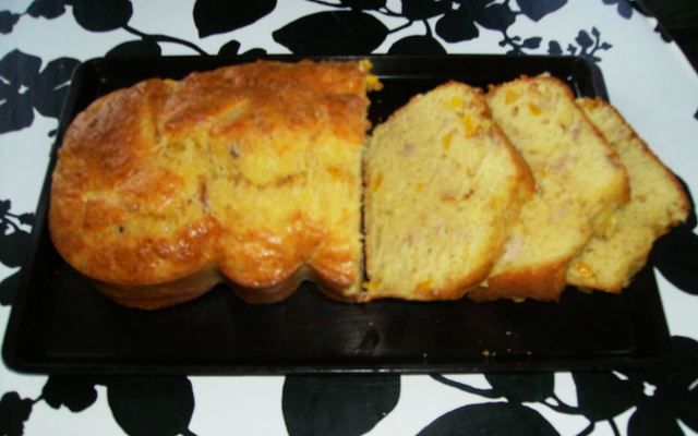 Cake au thon et poivron jaune