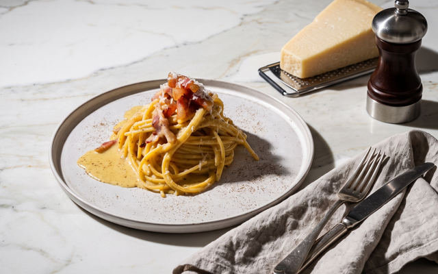 Les véritable pâtes Carbonara (sans crème) du Chef Diego Accettulli