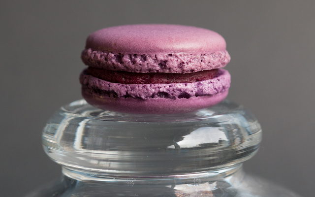 Macarons au cassis