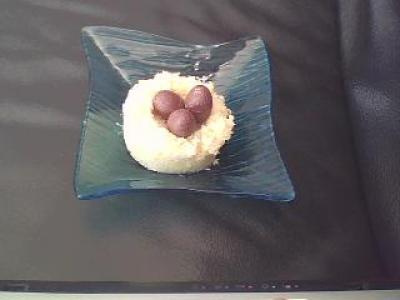 Petits nids à la noix de coco