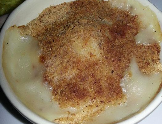 Cassolette de Saint Jacques sur lit de poireaux