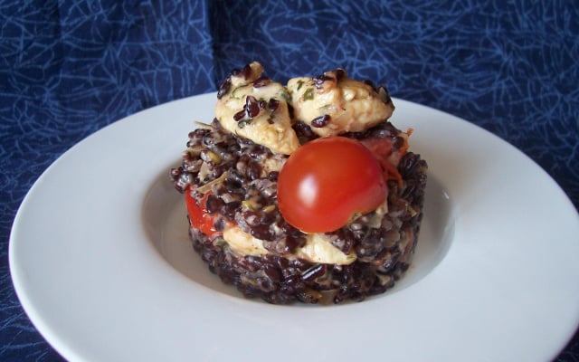 Risotto vénéré, tomates, poulet et estragon
