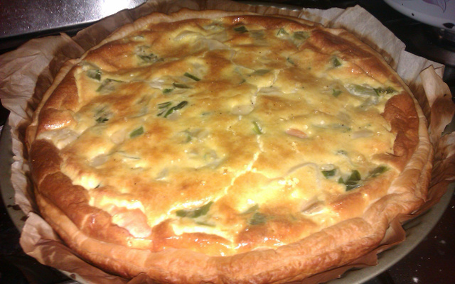 Quiche au saumon et aux pointes d'asperges