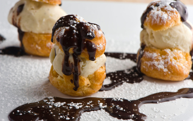 Profiteroles au Companion