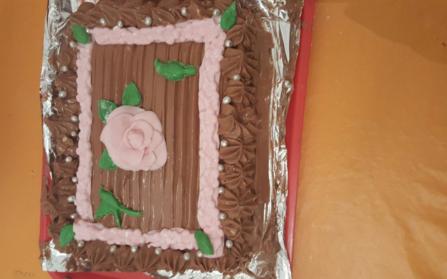Gâteau gourmand multicolore