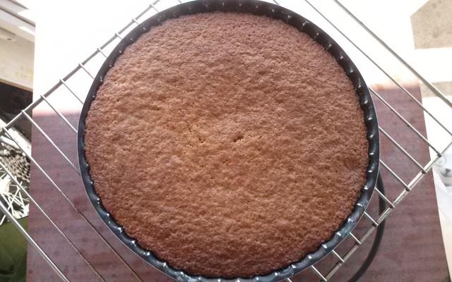 Gâteau brassé citron, noisettes et pépites de chocolat