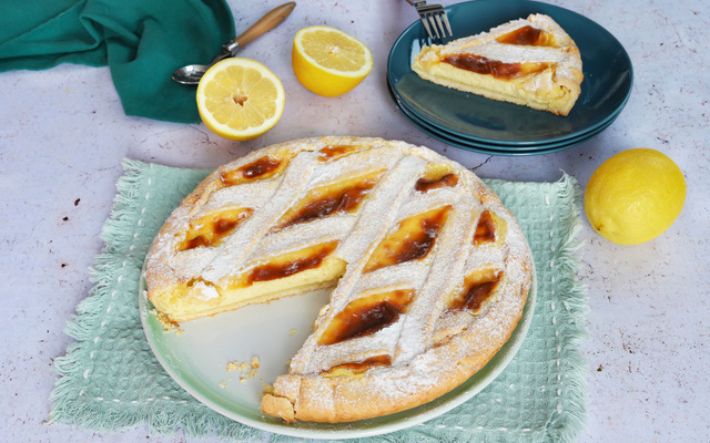 Crostata à la crème pâtissière au citron (tarte italienne)