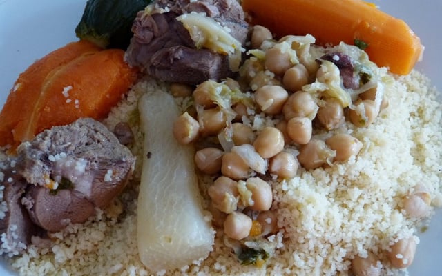 Couscous à l'agneau traditionnel