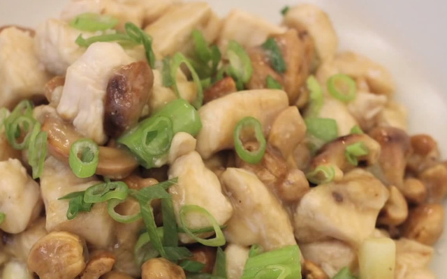 Poulet au noix de cajou