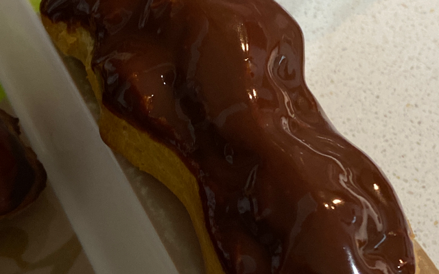 Petits éclairs à la crème pâtissière et à sa ganache chocolat