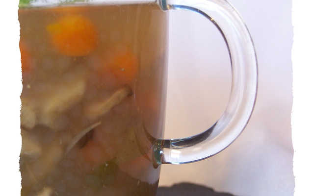 Bouillon de volaille Ariaké au Piment des ruches et perles du Japon