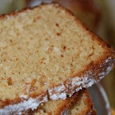 Cake à la noix de coco et au beurre de cacahuète