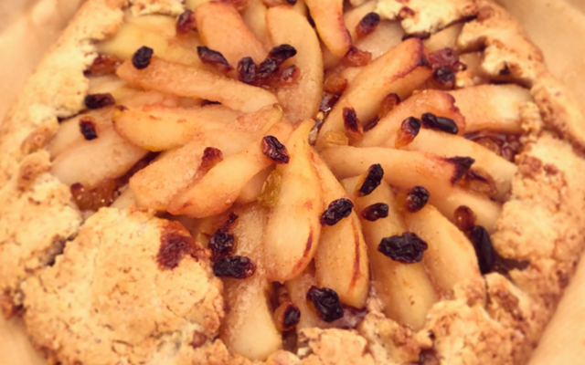 Tarte rustique aux poires et Noix de Grenoble AOP