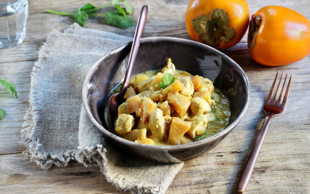 Curry de poulet au Kaki Ribera del Xúquer AOP