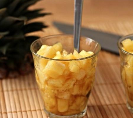 Tartare d'ananas aux épices de Noël