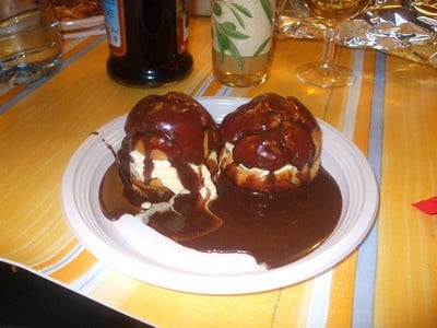 Profiteroles au chocolat