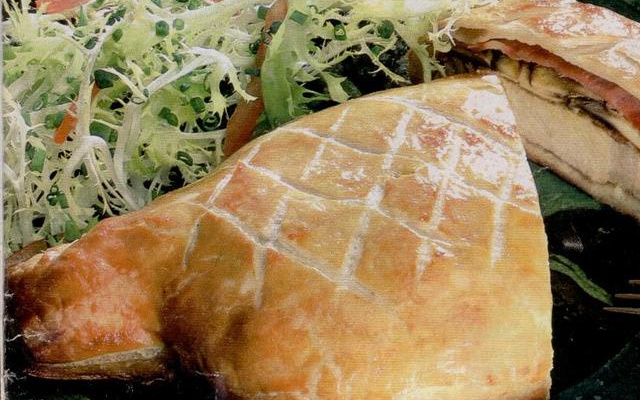 Côtes de veau en croûte à la normande
