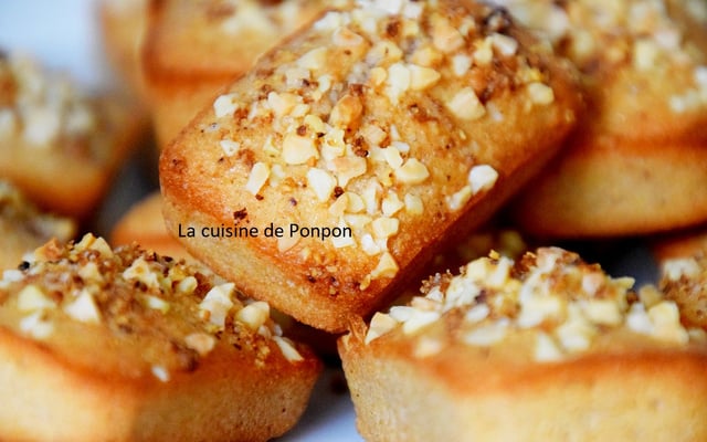 Financier à la crème de marron aux éclats de châtaignes