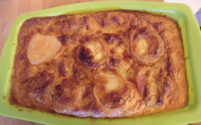 Cake lardons, poireaux et chèvre