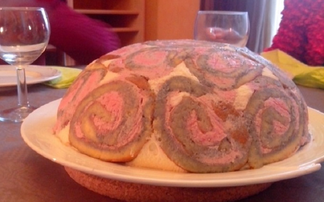 Charlotte aux framboises fraiches et surgelées