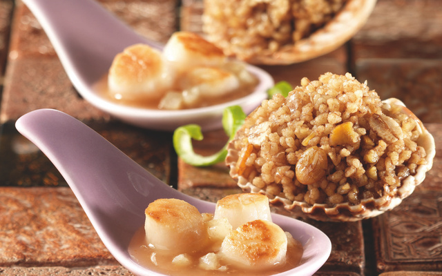 Noix de Saint-Jacques et ses céréales gourmandes cacaotées