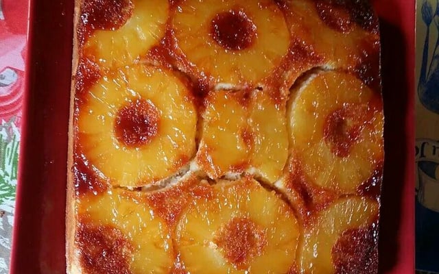 Gâteau caramélisé à l'ananas